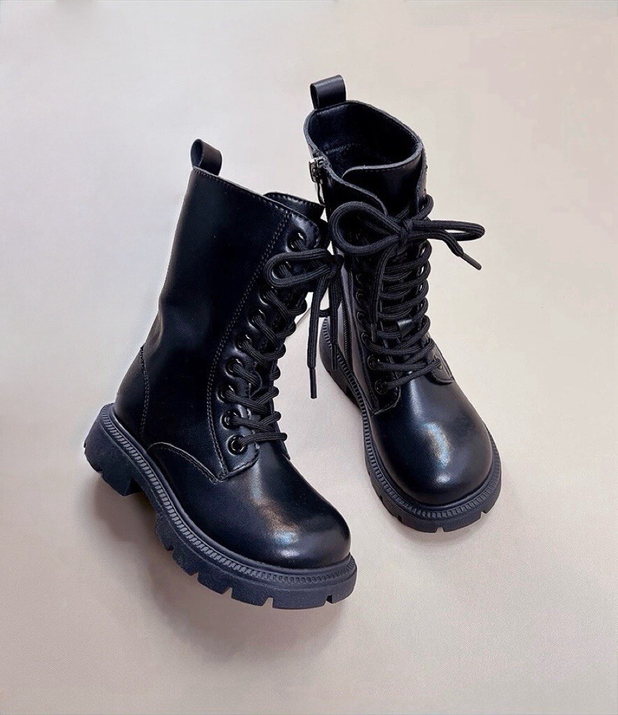 LINE_ALBUM_修圖後4_251108_18