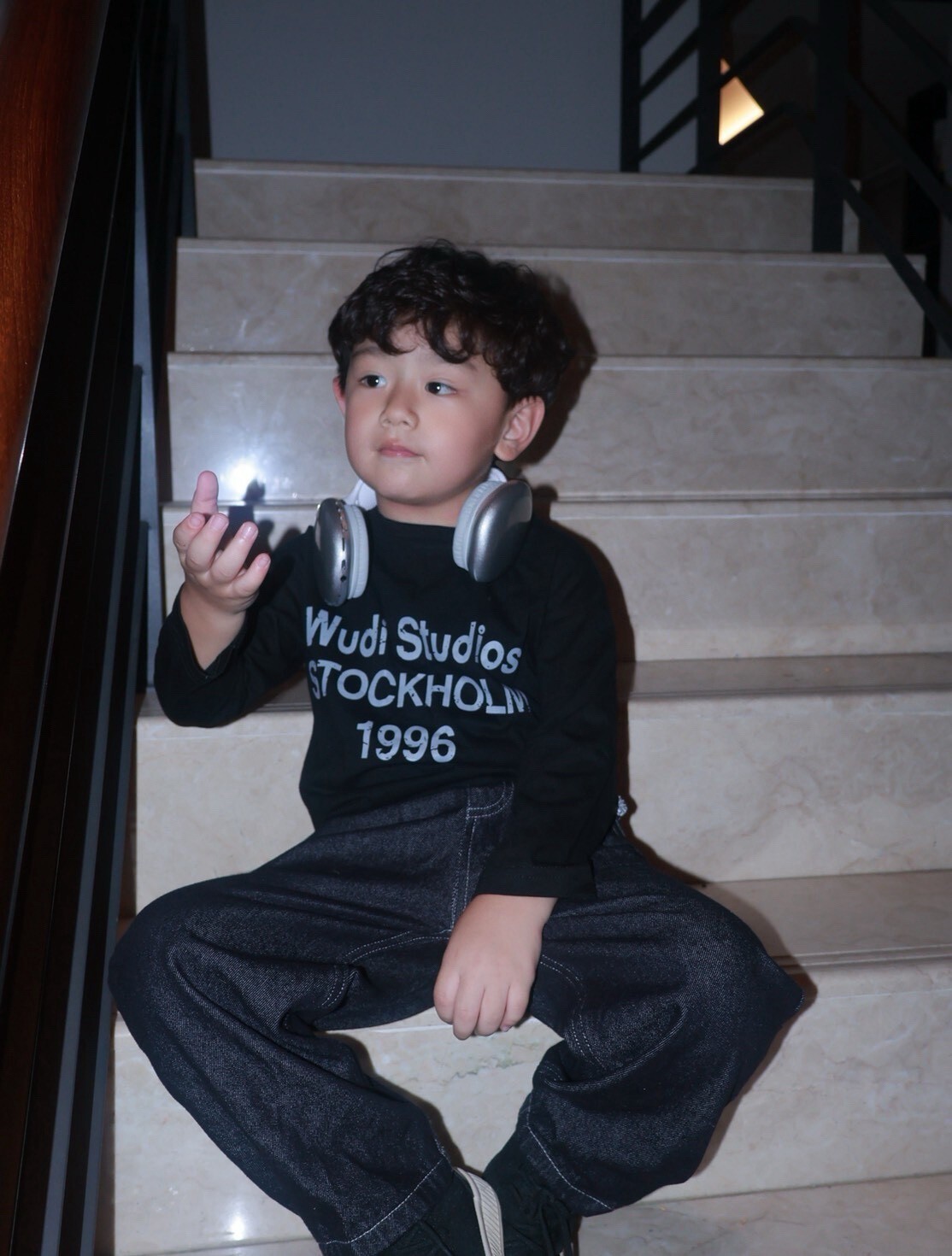 LINE_ALBUM_修圖後4_251108_17