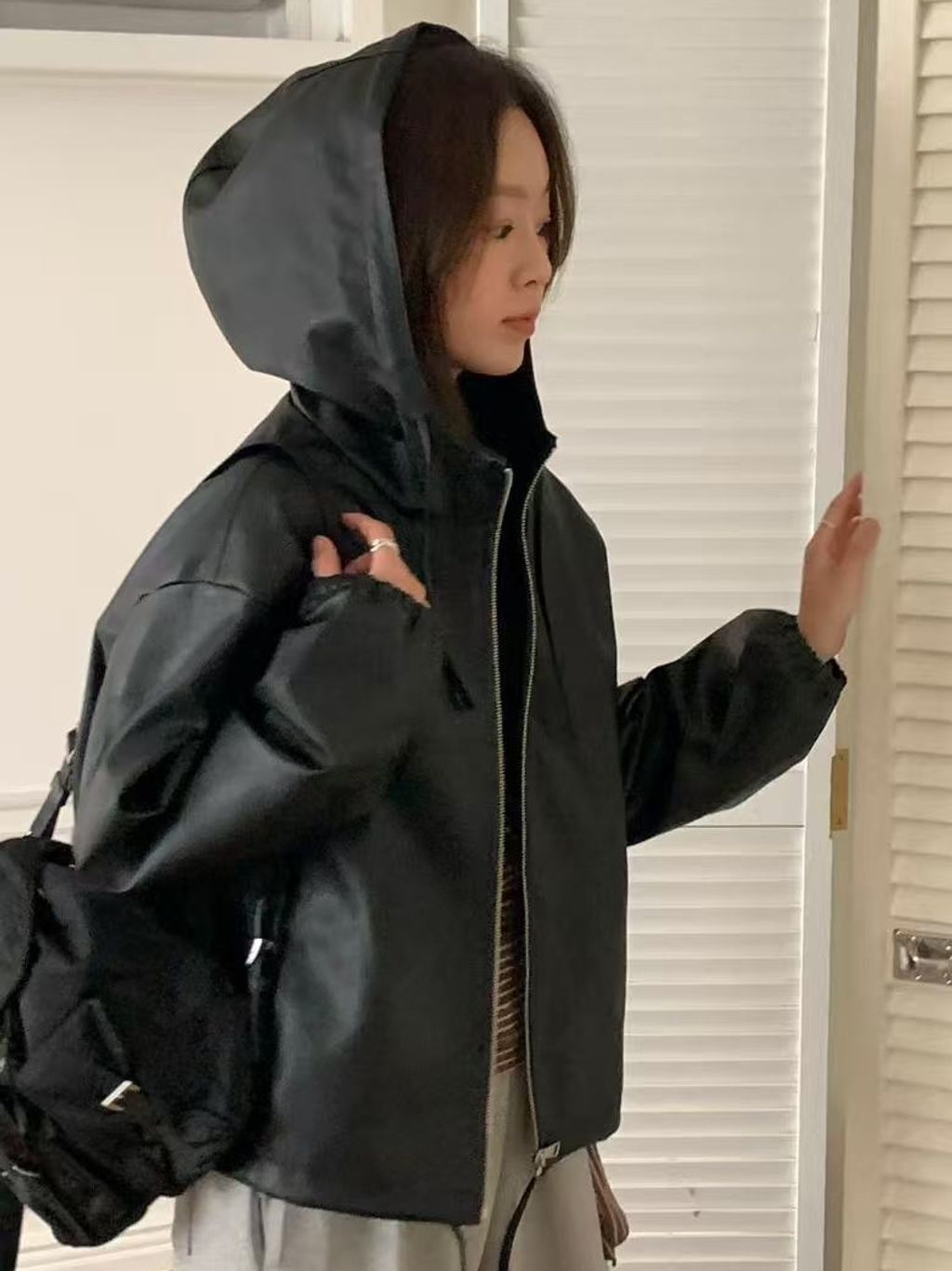 tw-11134207-81ztd-mfnjiib46sy77e