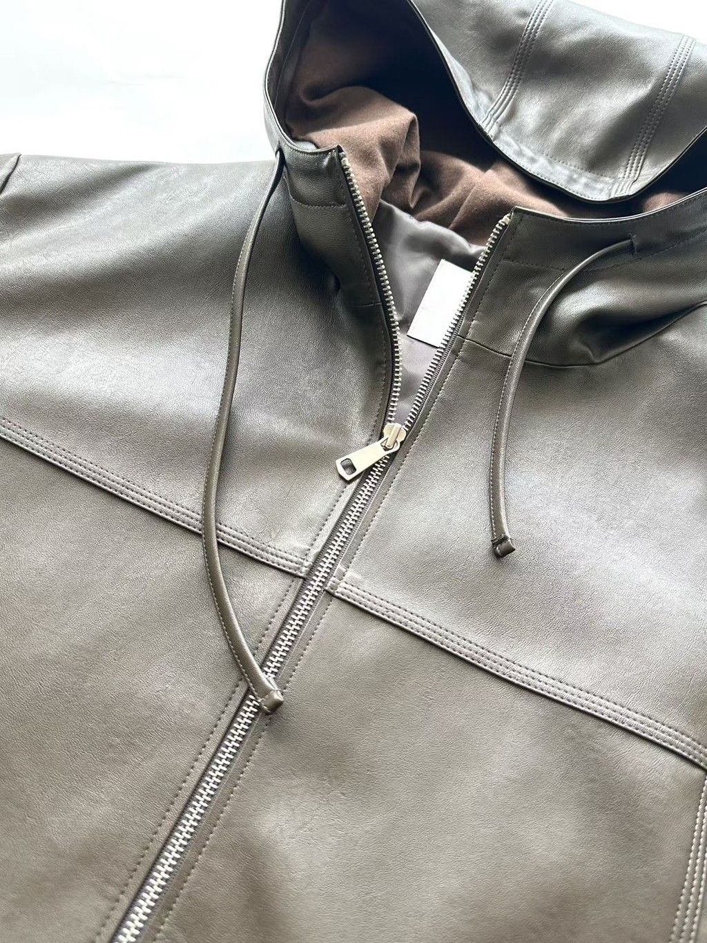 tw-11134207-81ztp-mfnjij6gybrjde