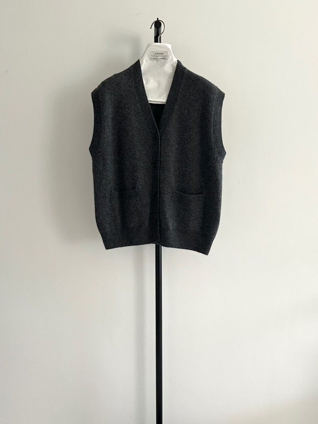 tw-11134207-81ztc-mfnvs3om2akp28