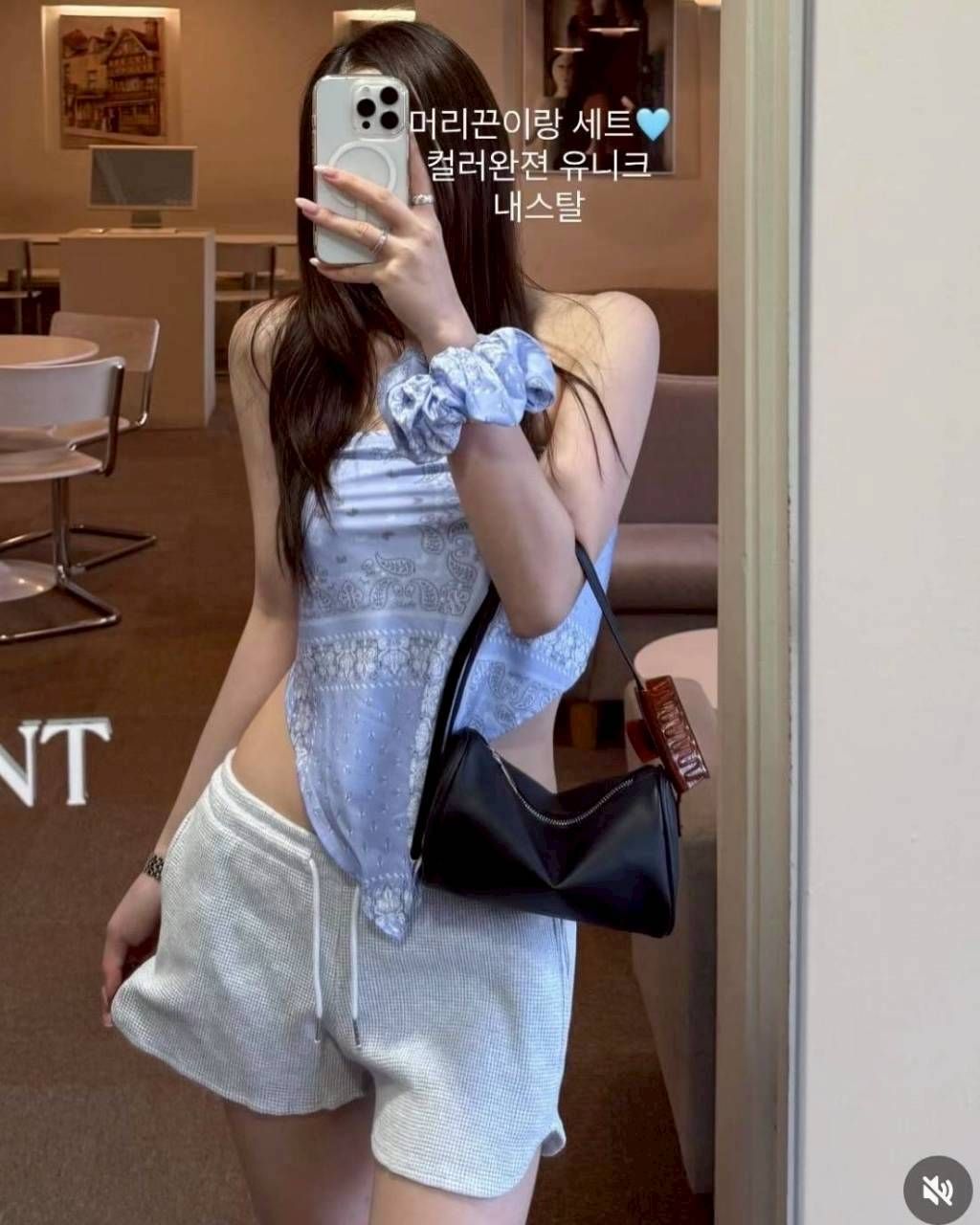 LINE_ALBUM_Person  p-4f427 63 (三）9：00_260603_78