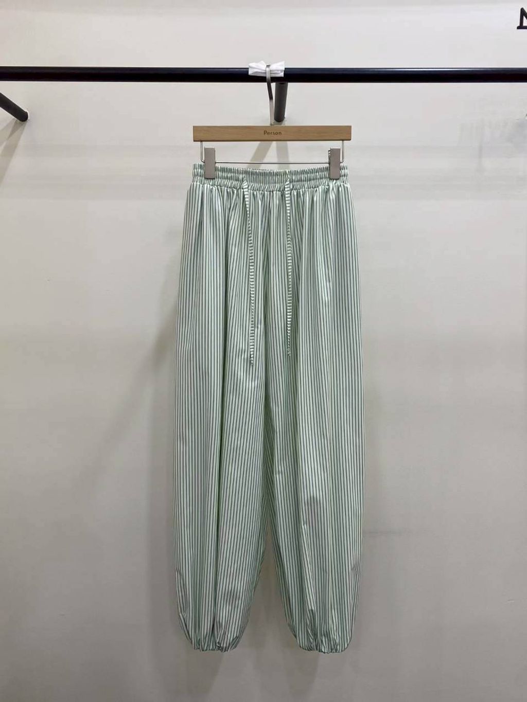 LINE_ALBUM_Person  p-4f427 63 (三）9：00_260603_101