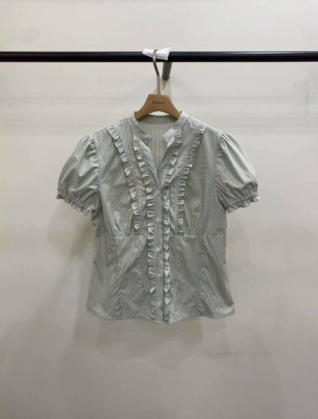 LINE_ALBUM_Person  p-4f427 63 (三）9：00_260603_114