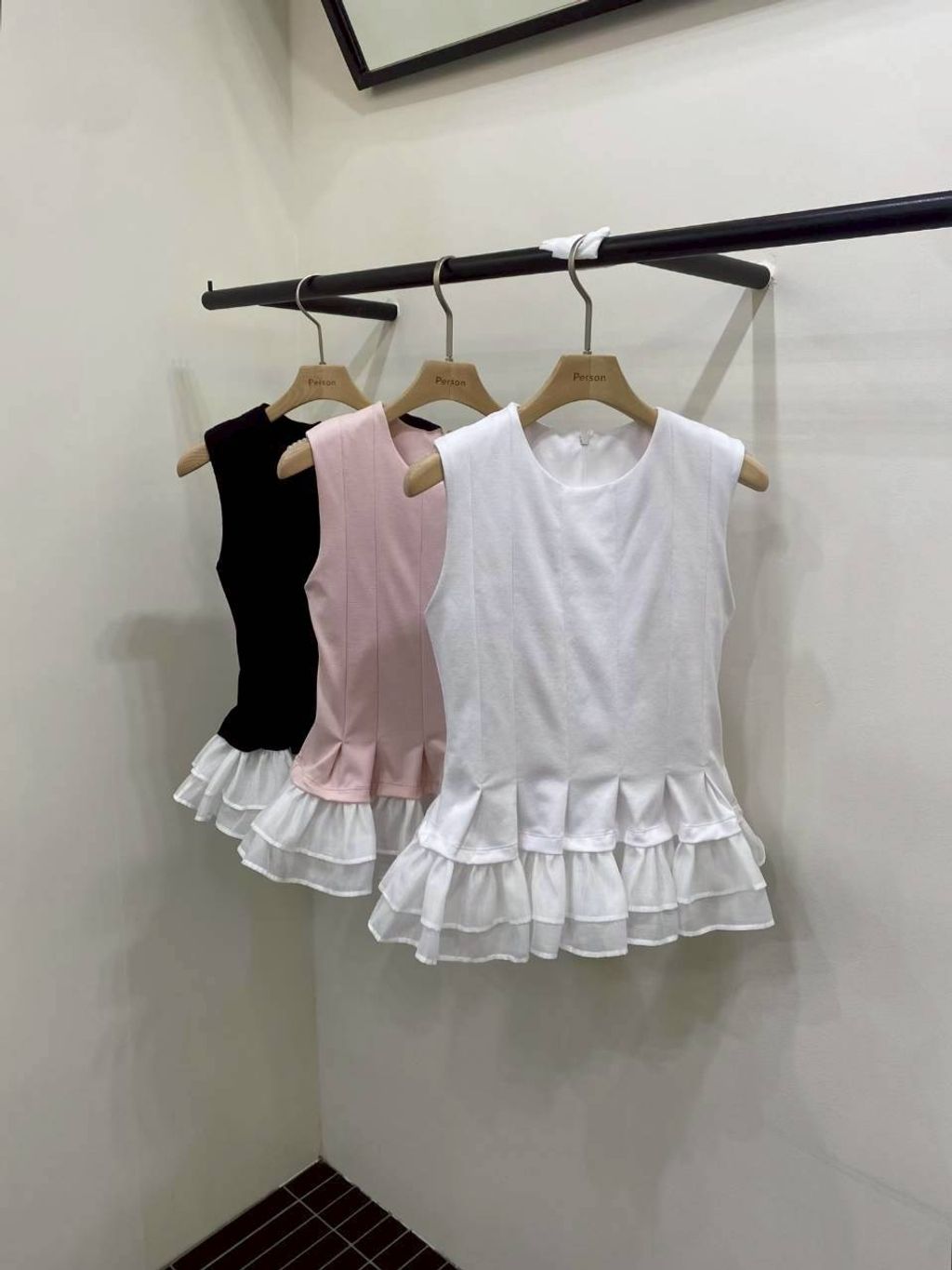 LINE_ALBUM_Person  p-4f427 63 (三）9：00_260603_126