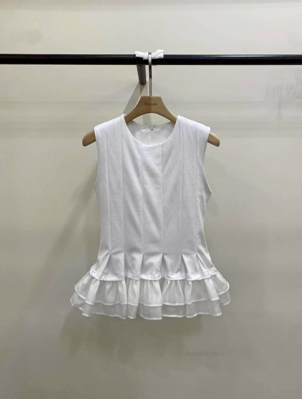 LINE_ALBUM_Person  p-4f427 63 (三）9：00_260603_127