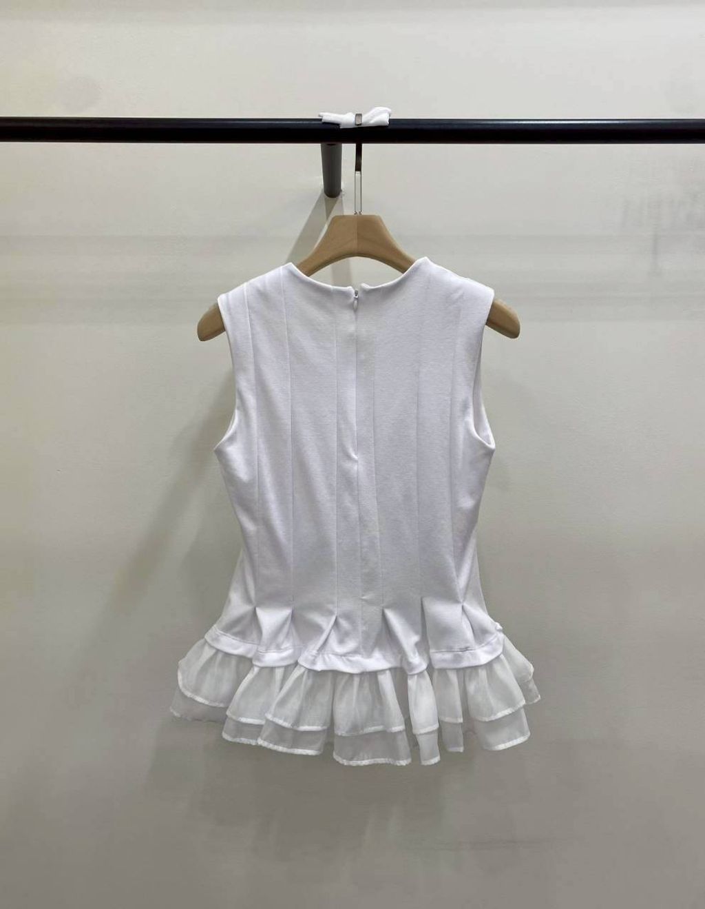 LINE_ALBUM_Person  p-4f427 63 (三）9：00_260603_128