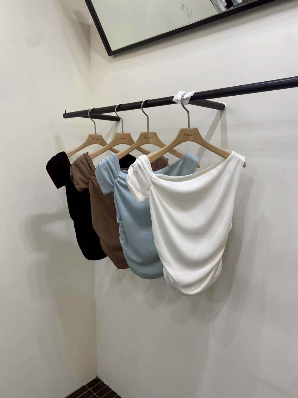 LINE_ALBUM_Person  p-4f427 63 (三）9：00_260603_130