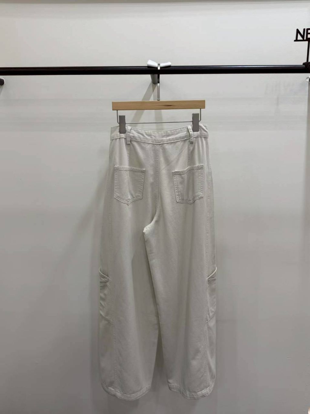 LINE_ALBUM_Person  p-4f427 63 (三）9：00_260603_140