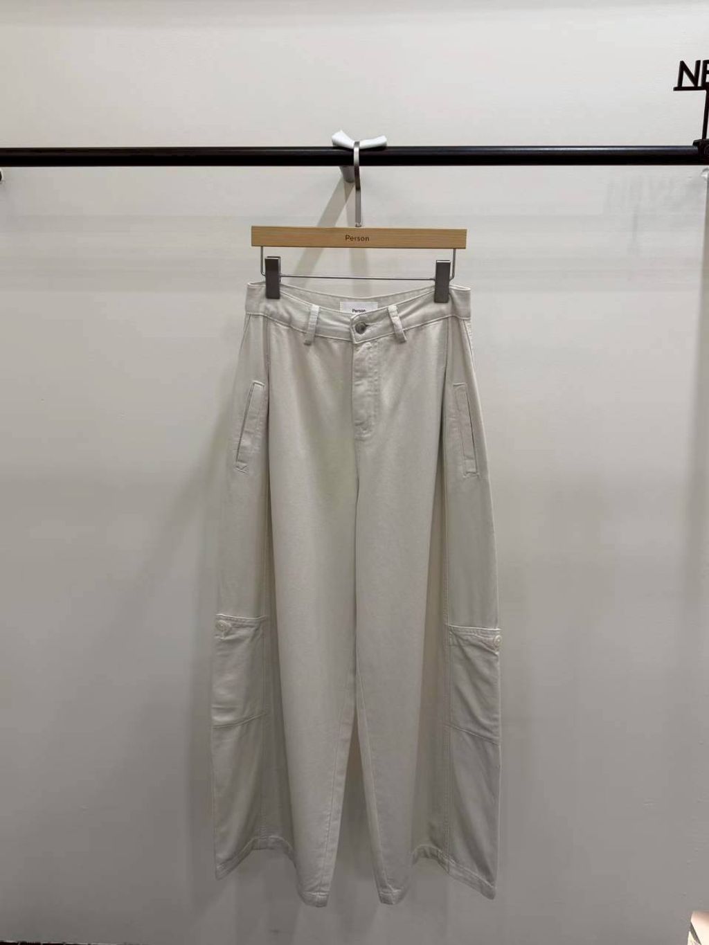 LINE_ALBUM_Person  p-4f427 63 (三）9：00_260603_139