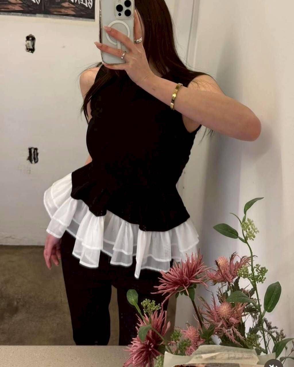 LINE_ALBUM_Person  p-4f427 63 (三）9：00_260603_154