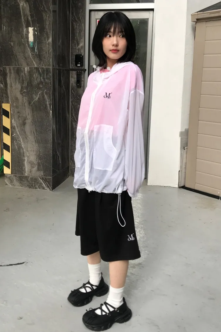 staff_663c44402bcd6