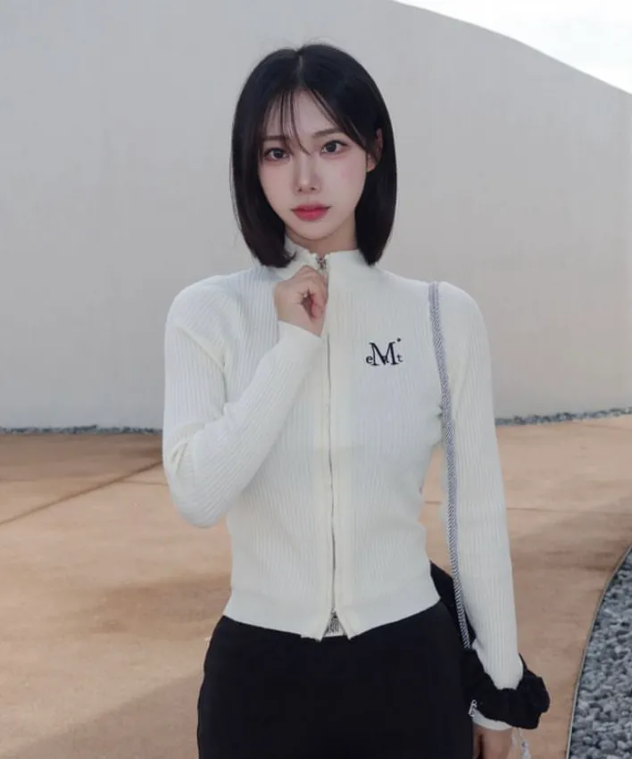 843a690c3f594166a7f72f1bfed08425