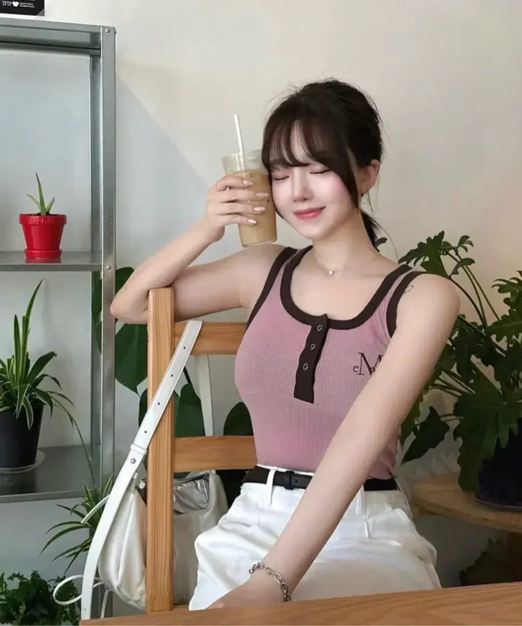 06a6c46c24d145ecb946273be01f5ea5