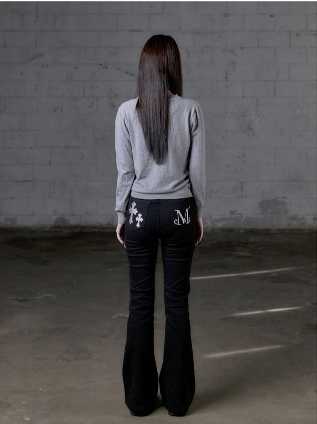 20251114161601337228753886916d73152559-05