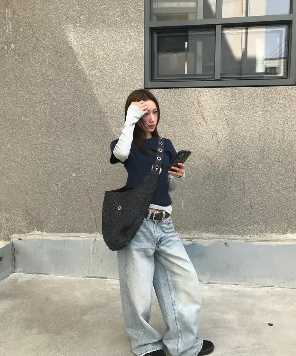 d51fa2889a2f40eab42d7ccd99f825a8