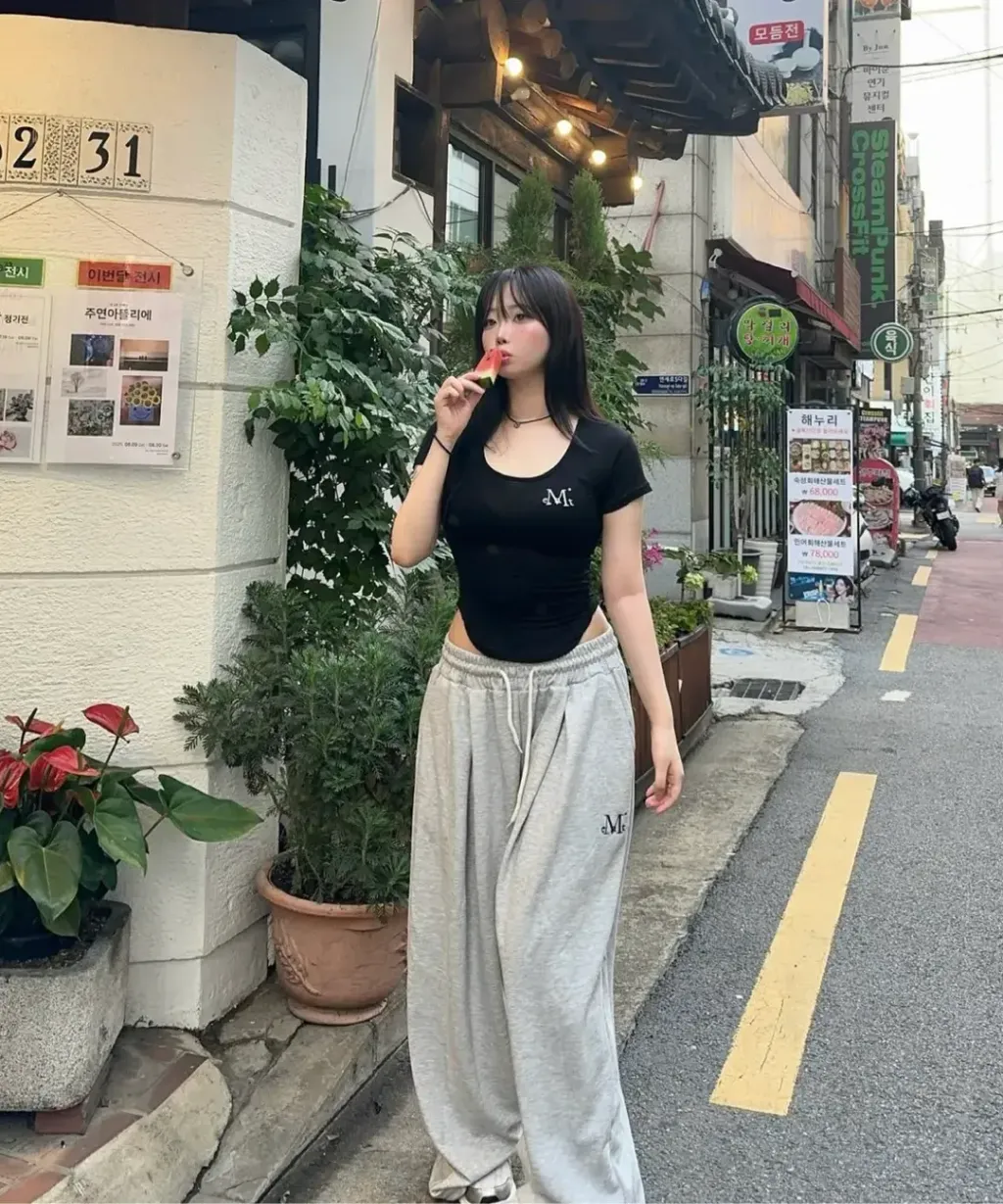 8b5944372439463abc44d8551bac1375