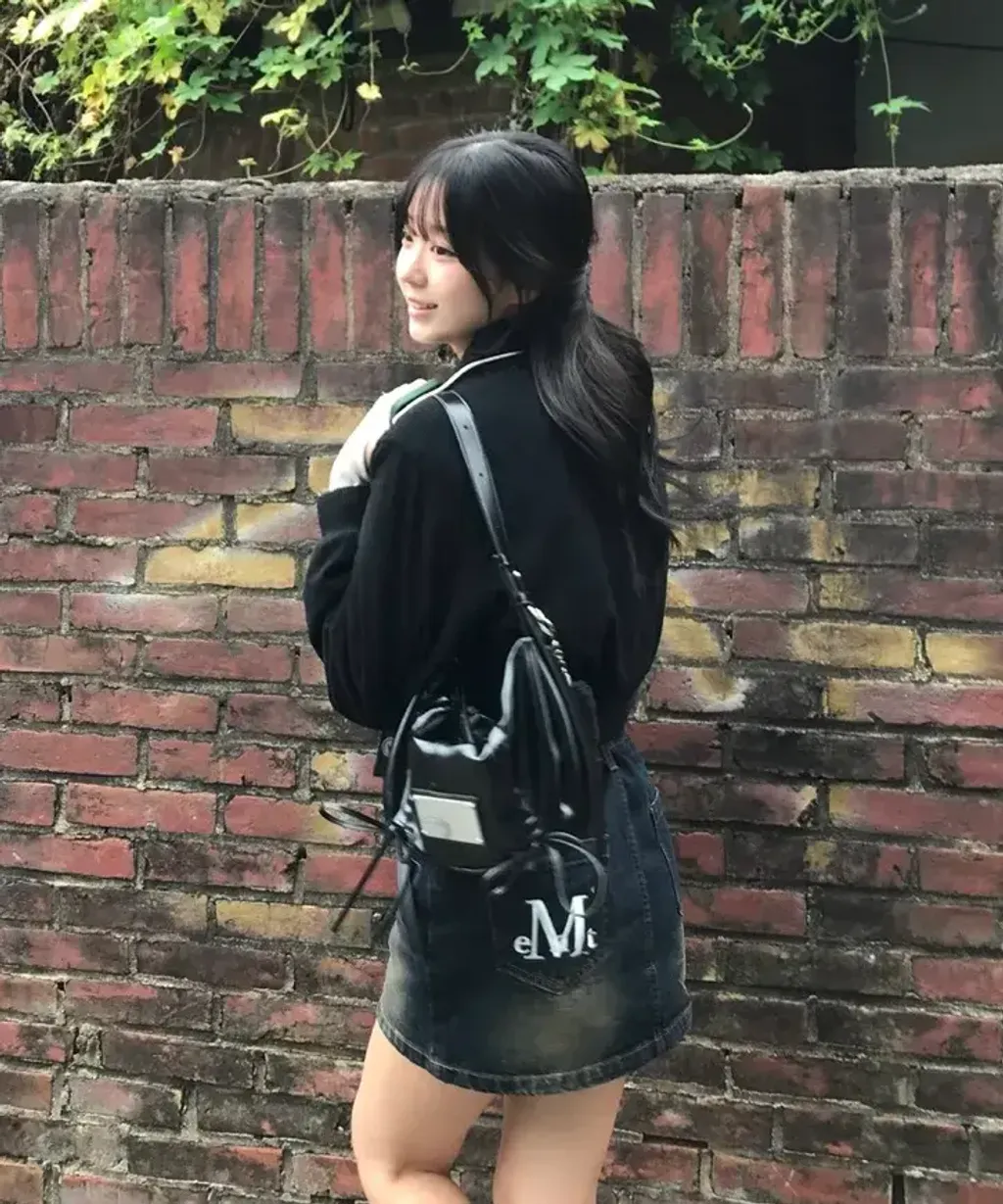 33e1f7879e224516a0138674632ea70c