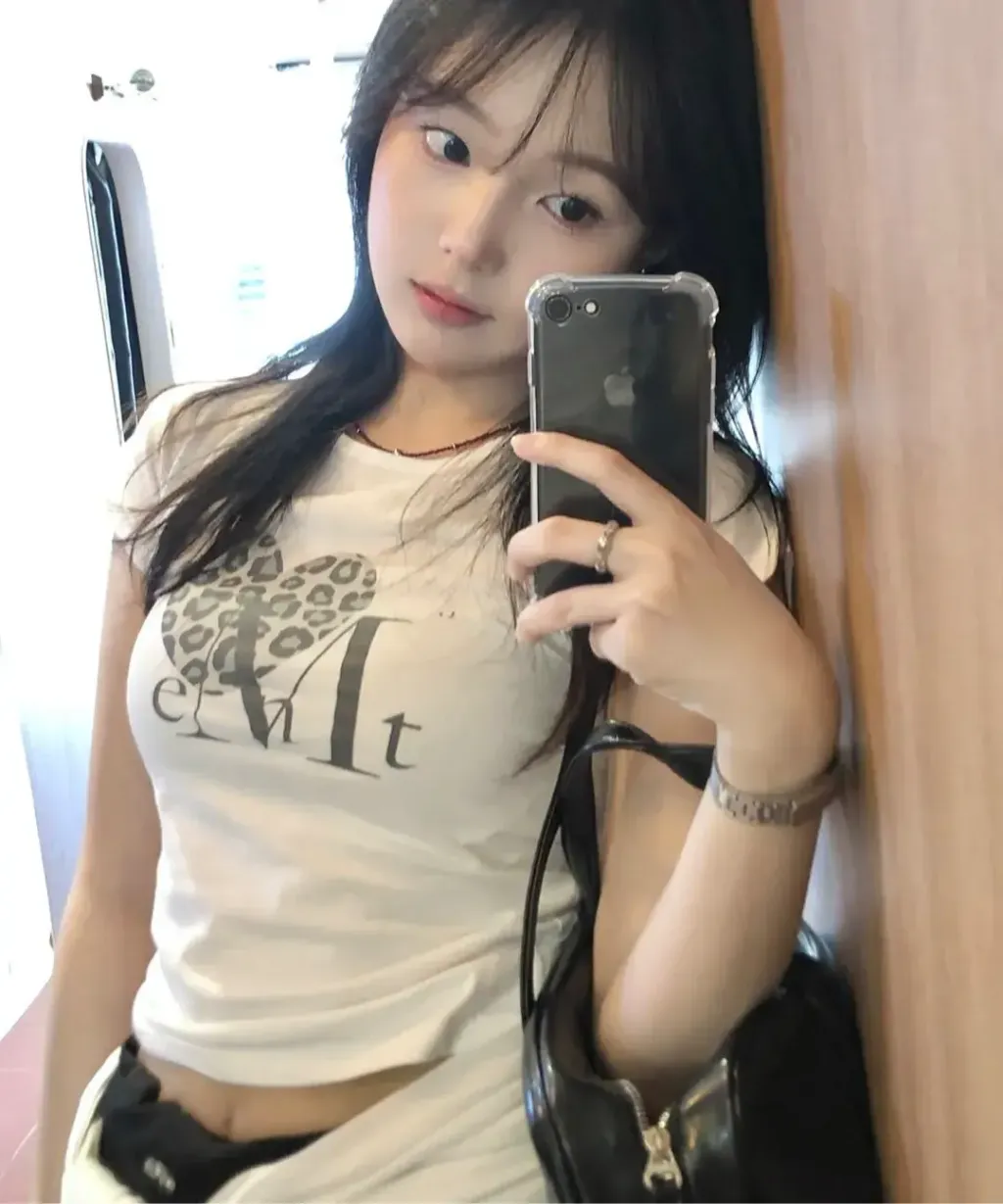 ad75f5f78b7540d9bf8e4aa7fb407156