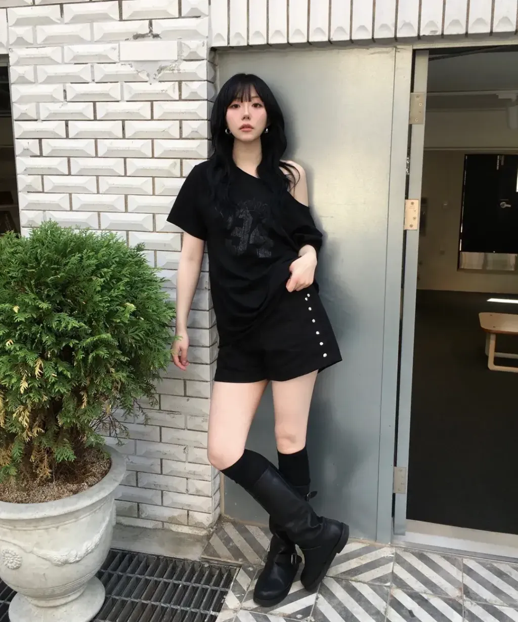 111fb0cf5abf41728d36559d29ed6b94