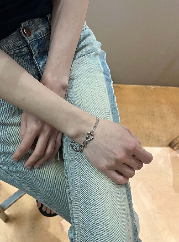 image_1694676198676_750