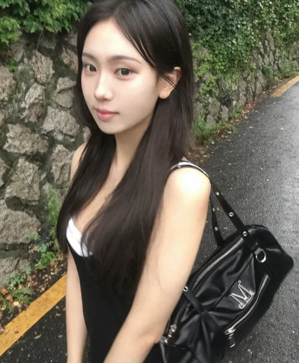 截圖 2025-12-08 21.57.31