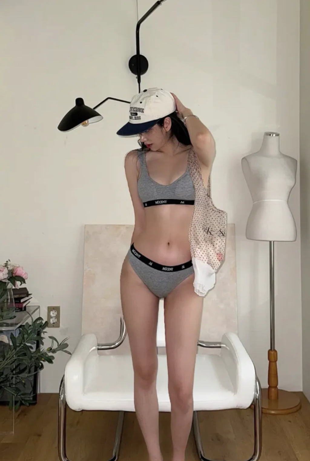 截圖 2025-12-08 22.18.15