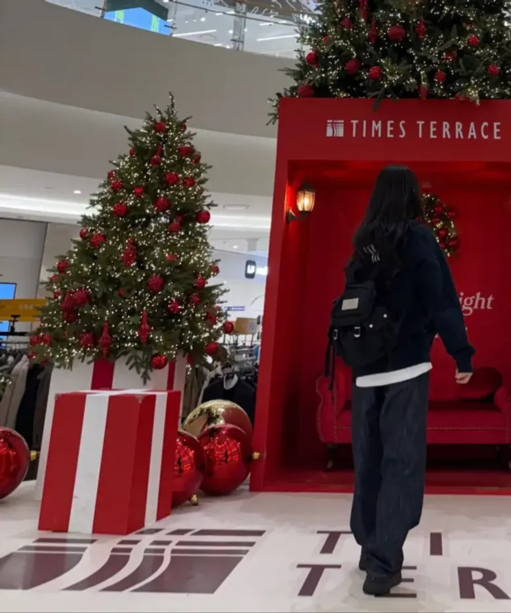 2e8cf098267f4123956108942919573e