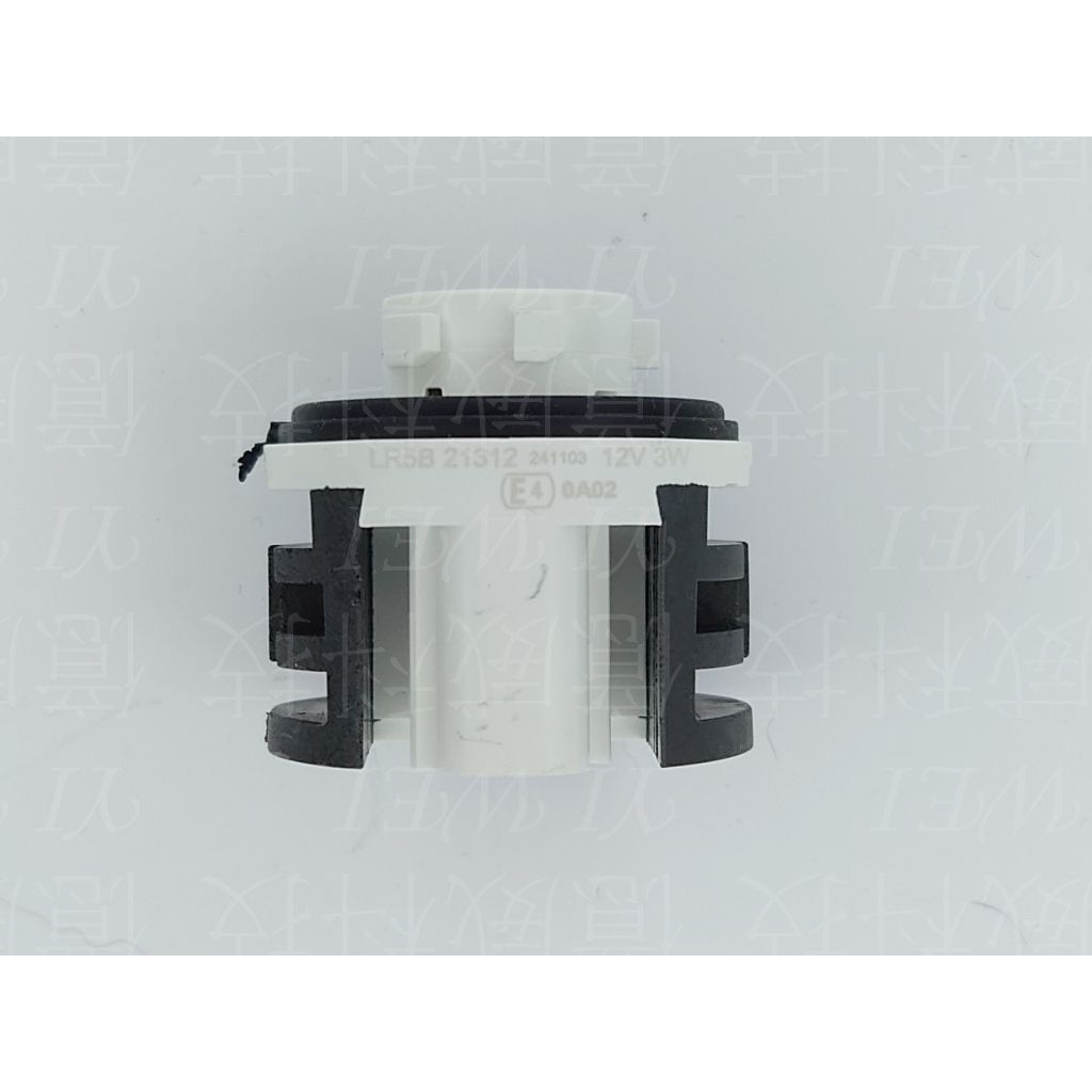 tw-11134207-7rasg-m47a7xe5nzm39b