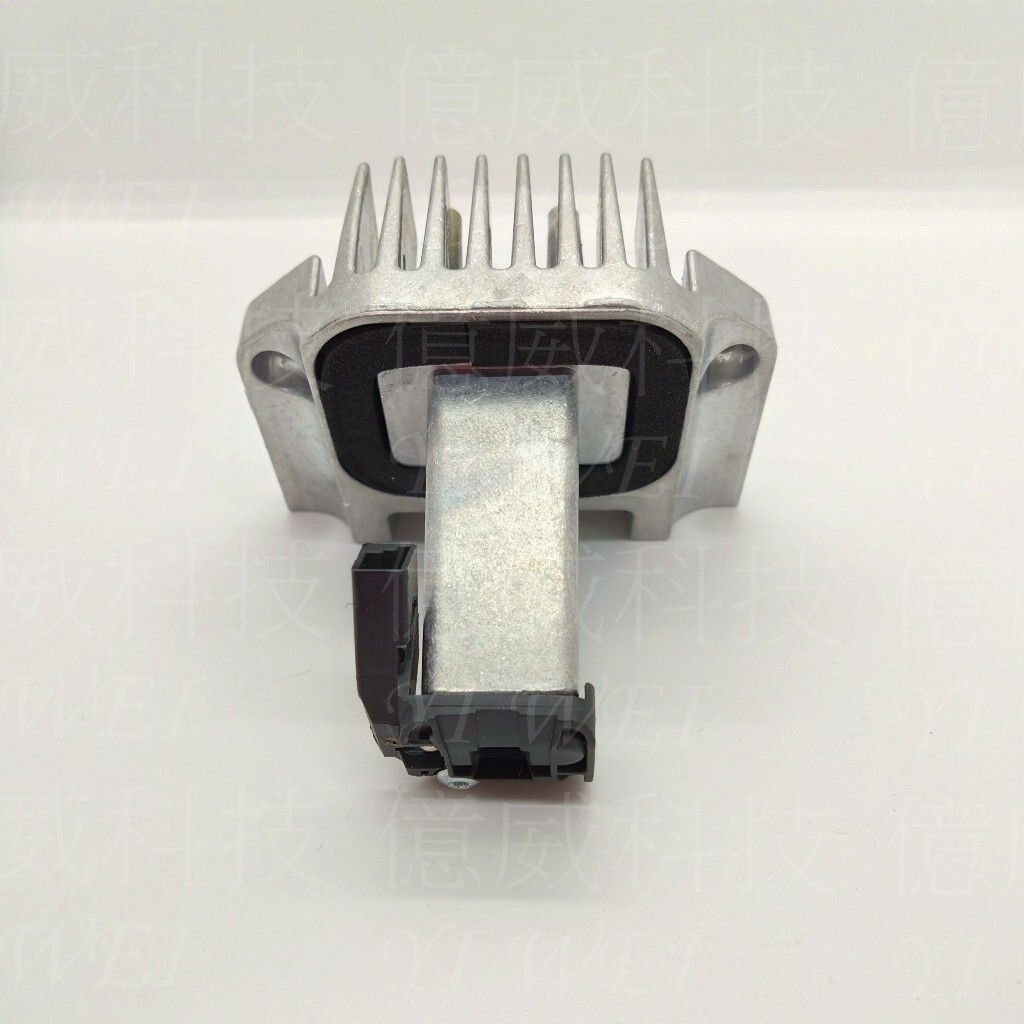 tw-11134207-81ztc-meqnmnyuhhc3fa