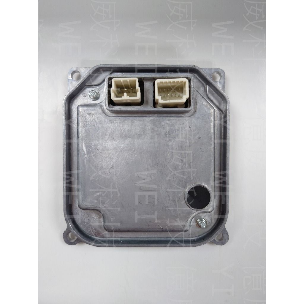 tw-11134207-7r991-lqcrms7nnly030