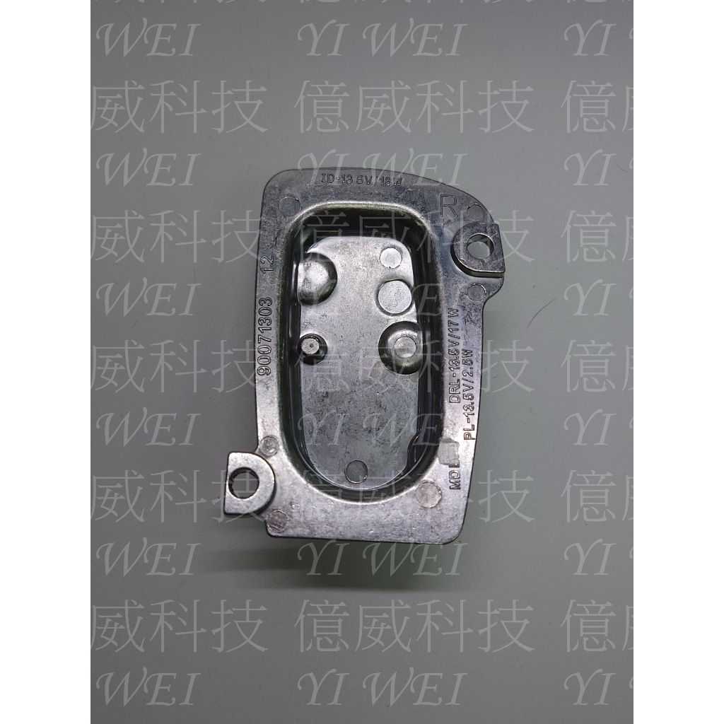 tw-11134207-7ra0s-mcr8pqcpm2v3b5