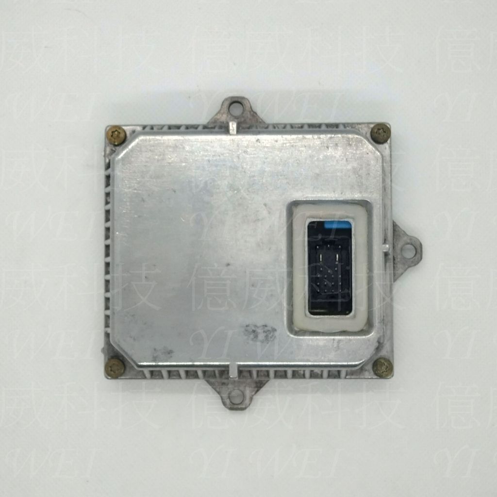 tw-11134207-7ra0s-mbna0im35iqb44