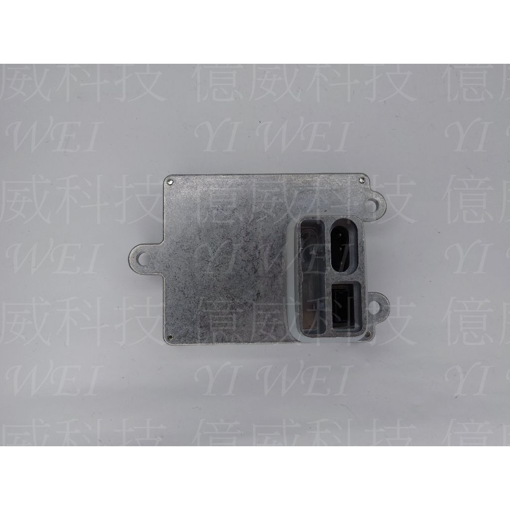 tw-11134207-7rasf-m3bpyy2xk6s71e