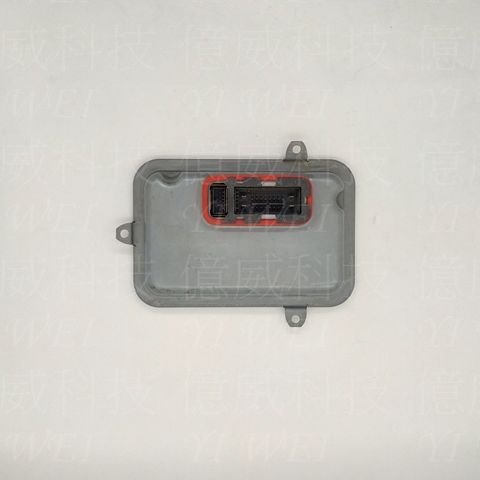 tw-11134207-7ra0k-mbonazedcxnmd1