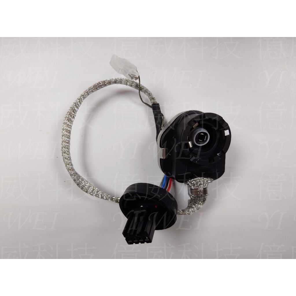 tw-11134207-7r992-lt50qm6gfrgy32