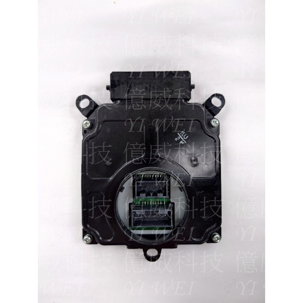 tw-11134207-7rasc-m2m1iwzdqk4r4e