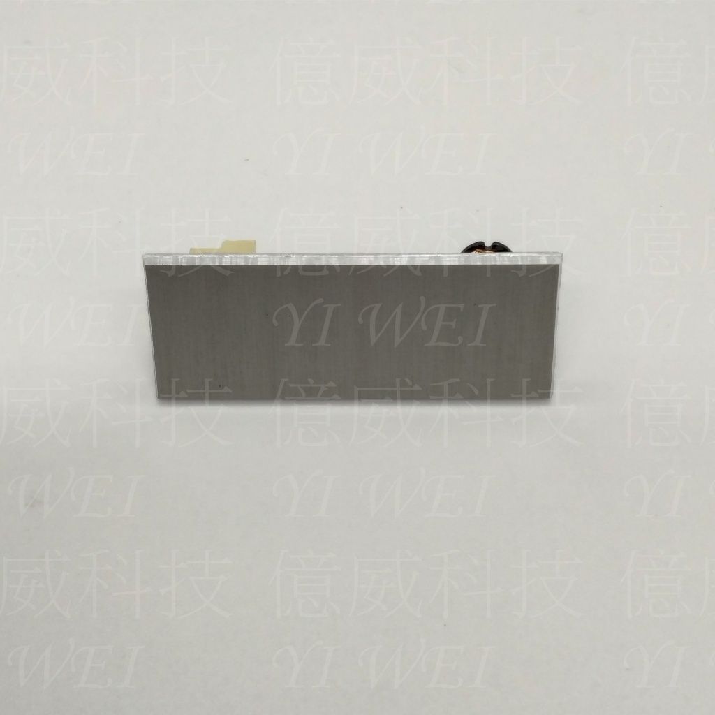 tw-11134207-7rbk7-makrbuk1uv3tf3