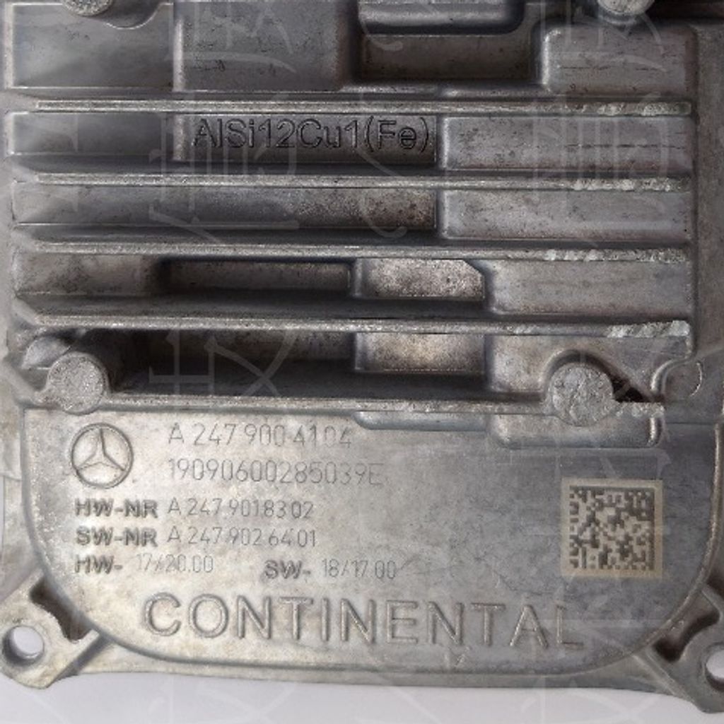 tw-11134207-7r990-m017f5td335h04