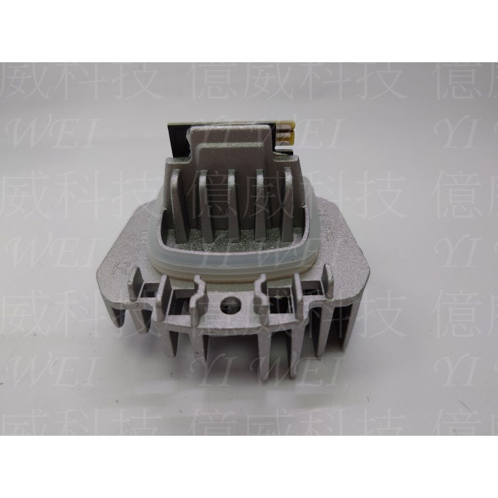 tw-11134207-7rbk7-m93wn3xchfllae