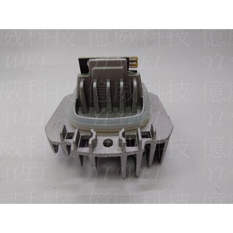 tw-11134207-7rbk7-m93wn3xchfllae