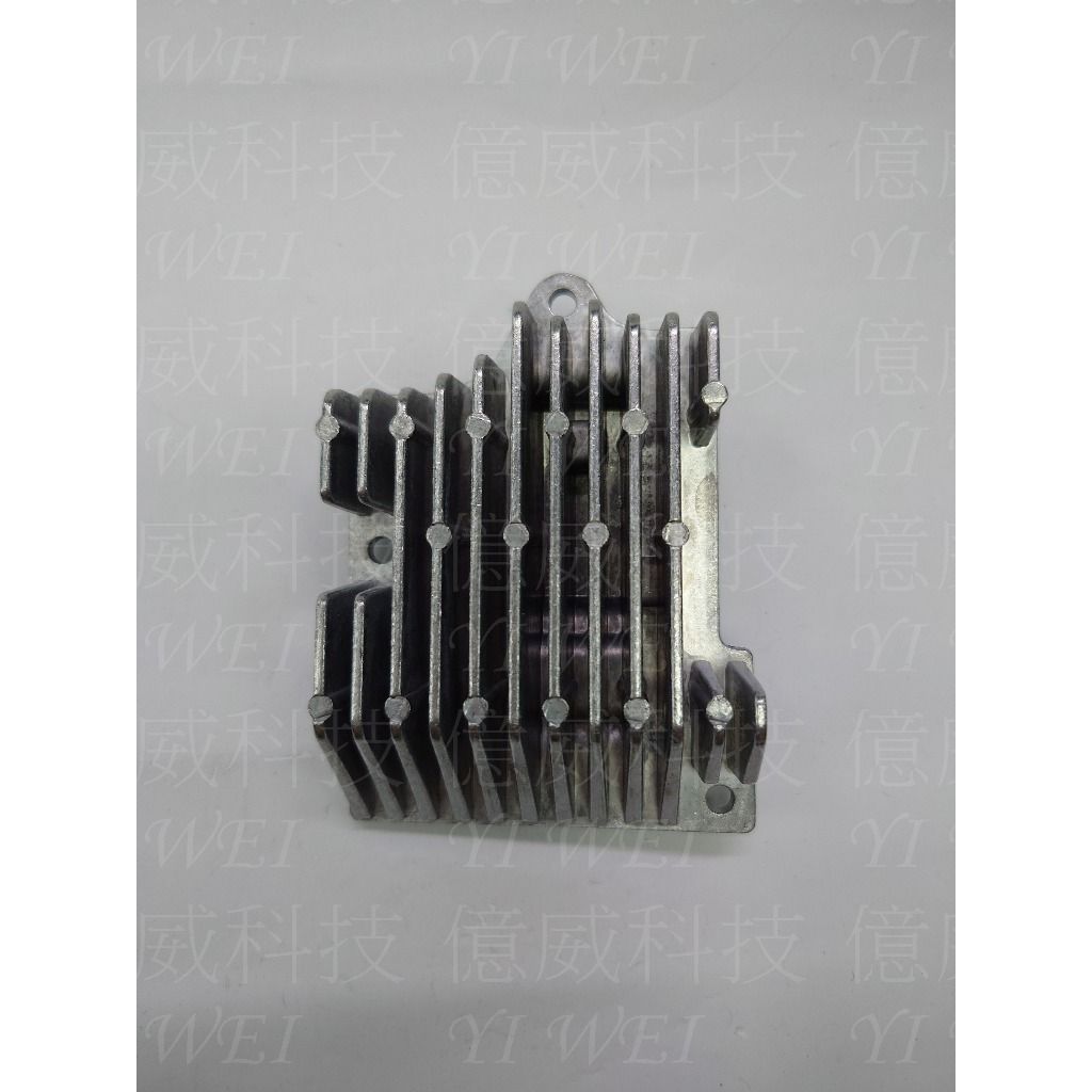 tw-11134207-7rbke-m942ongvyv3ade