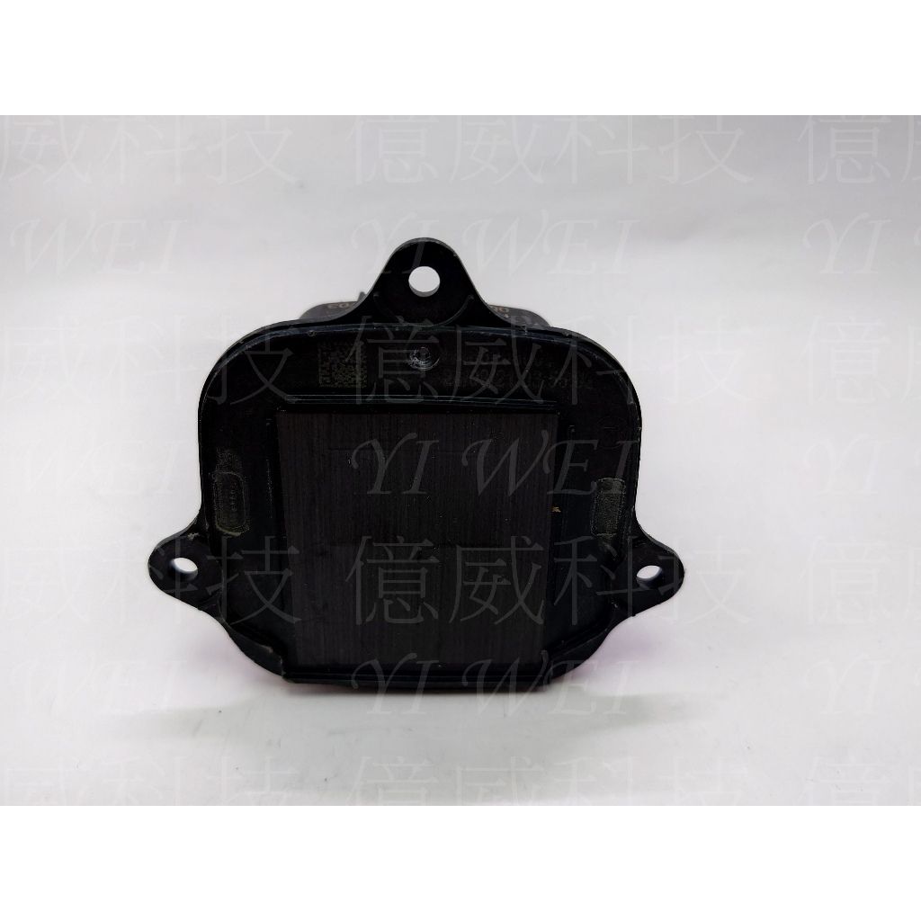 tw-11134207-7rbk8-m9471bqi4c8698