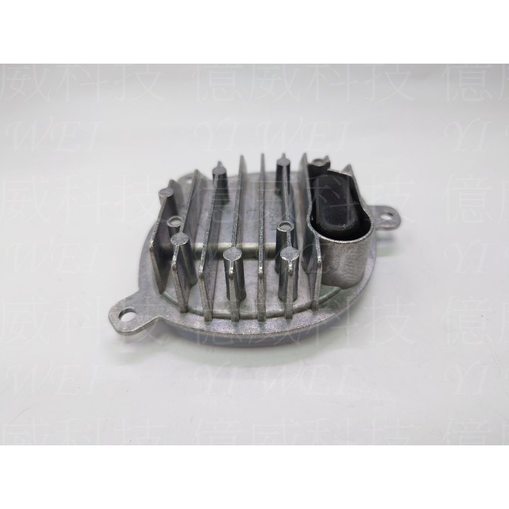 tw-11134207-7rbkb-m95a7thh17d1d0