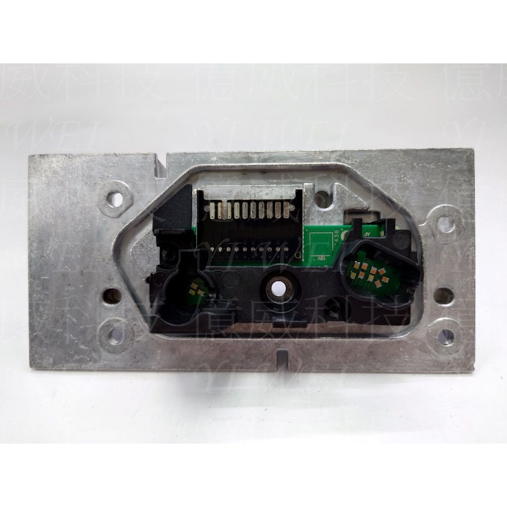 tw-11134207-7rbkb-m9409vpx736u3d