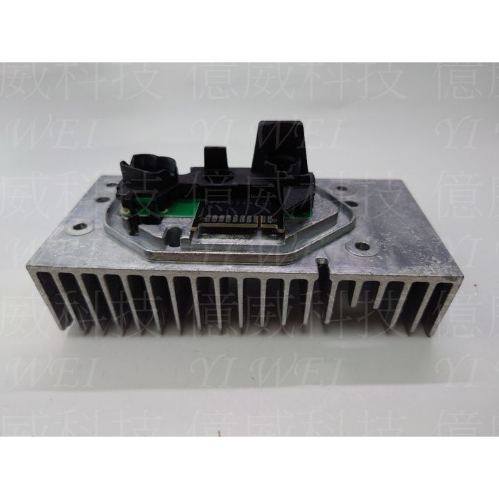 tw-11134207-7rbka-m9409vpx734530