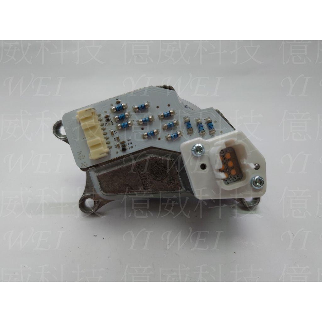 tw-11134207-7rbk8-m93xgov62mlid2