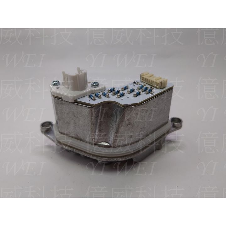 tw-11134207-7rbk4-m93xgov6415y50