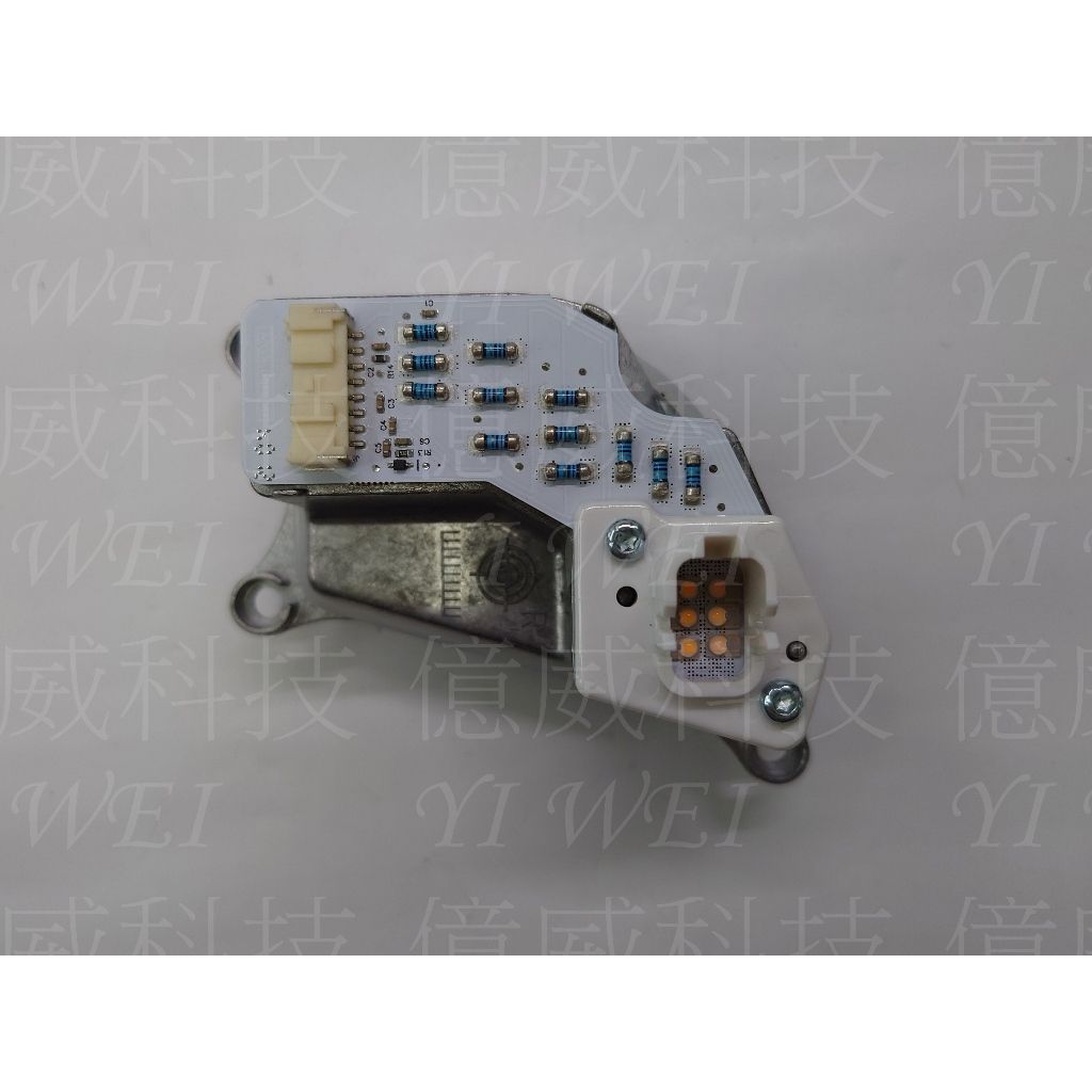 tw-11134207-7rbkc-m93xgov6413922