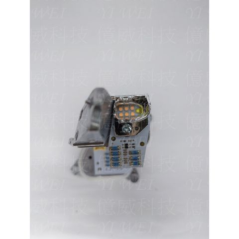 tw-11134207-7rasl-m3lrxn1uuo9j64